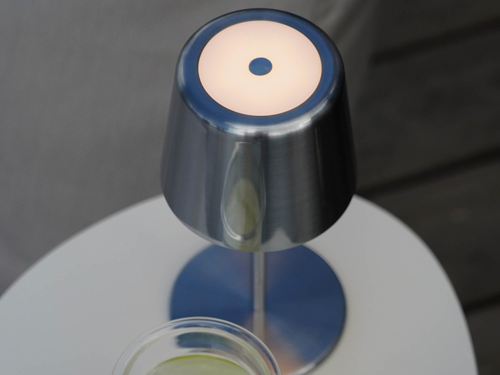 Outdoorlampe silber Kabellose Außentischleuchte 'Xaana'