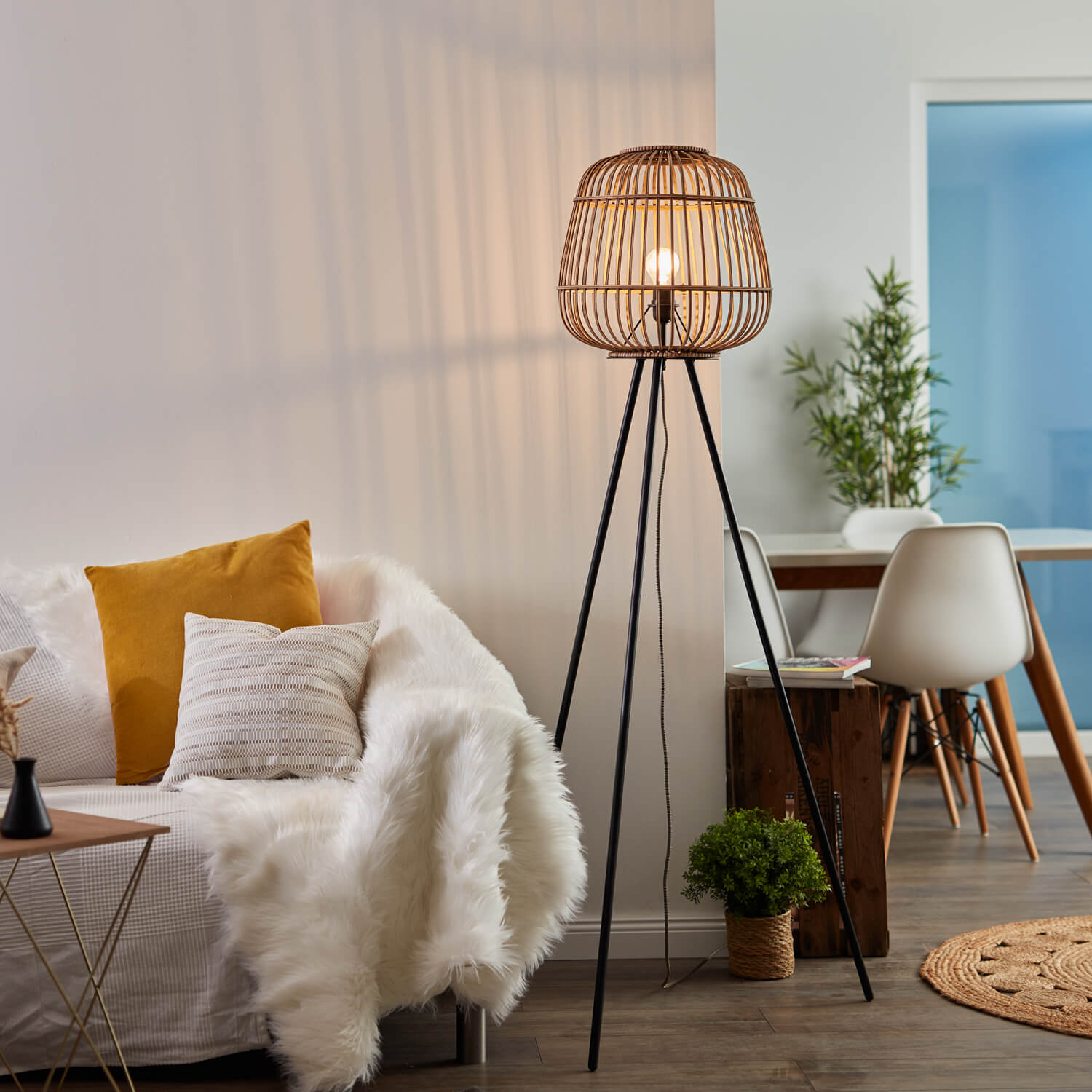 Stehlampe Boho Style mit Rattan 'Die Natürliche' Bambus, Korb, Holz 
